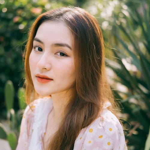 V.Quyên